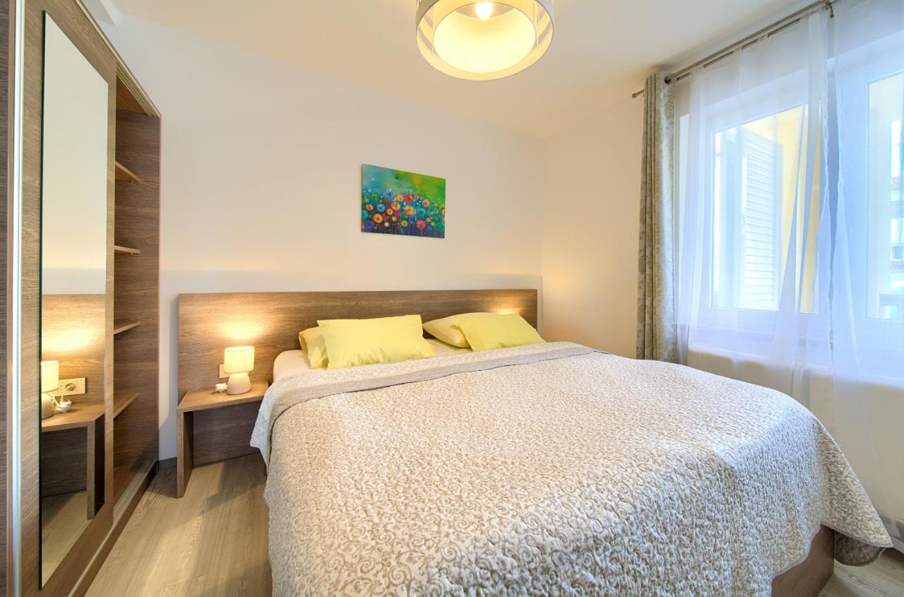 Apartmani Dal มาลินสกา ภายนอก รูปภาพ