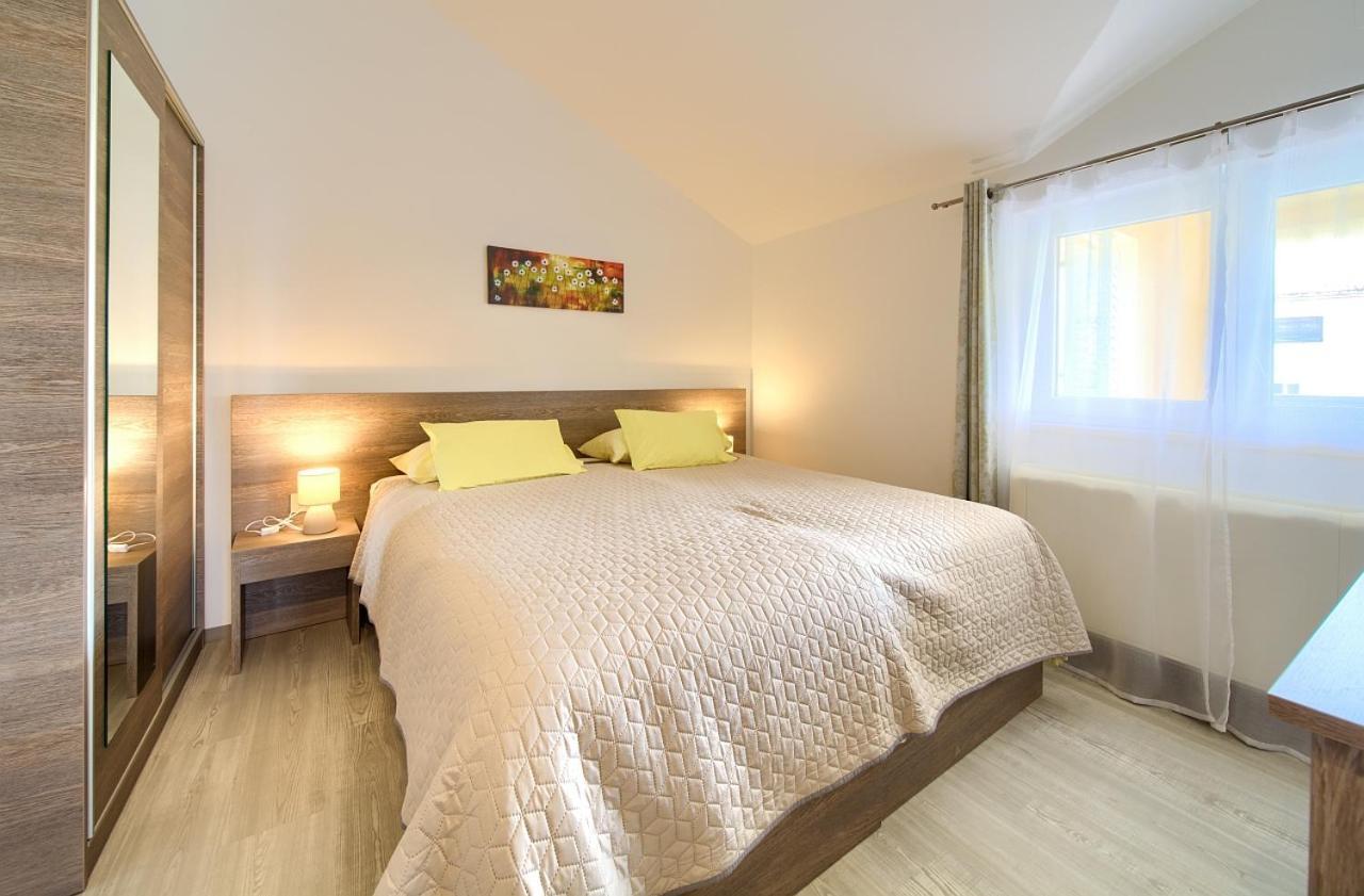 Apartmani Dal มาลินสกา ภายนอก รูปภาพ