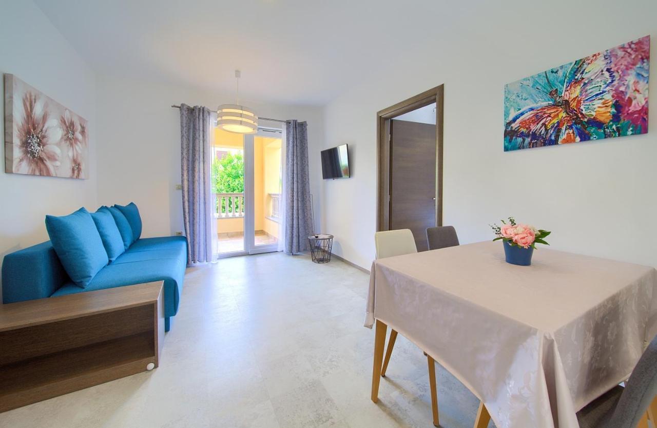Apartmani Dal มาลินสกา ภายนอก รูปภาพ