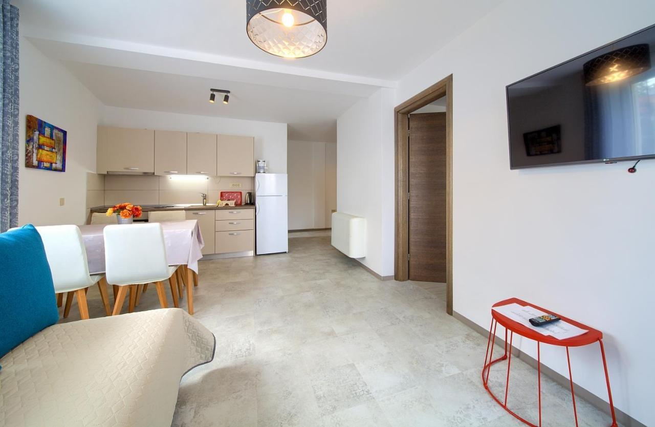 Apartmani Dal มาลินสกา ภายนอก รูปภาพ