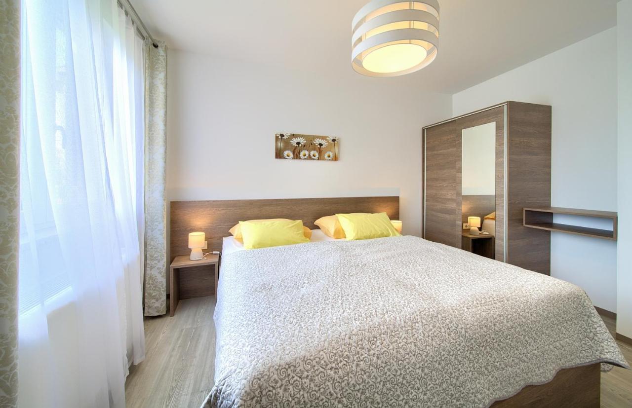 Apartmani Dal มาลินสกา ภายนอก รูปภาพ